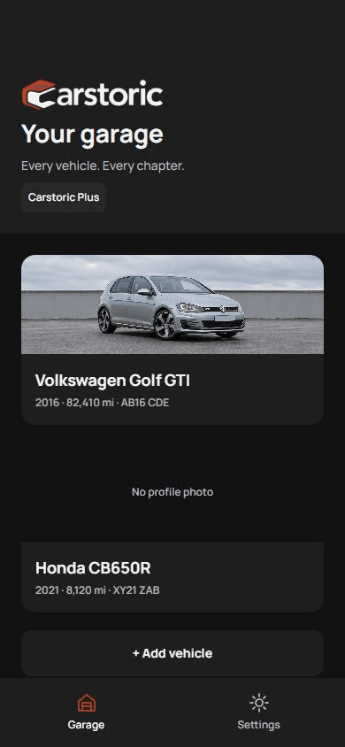 Carstoric garage in dark mode